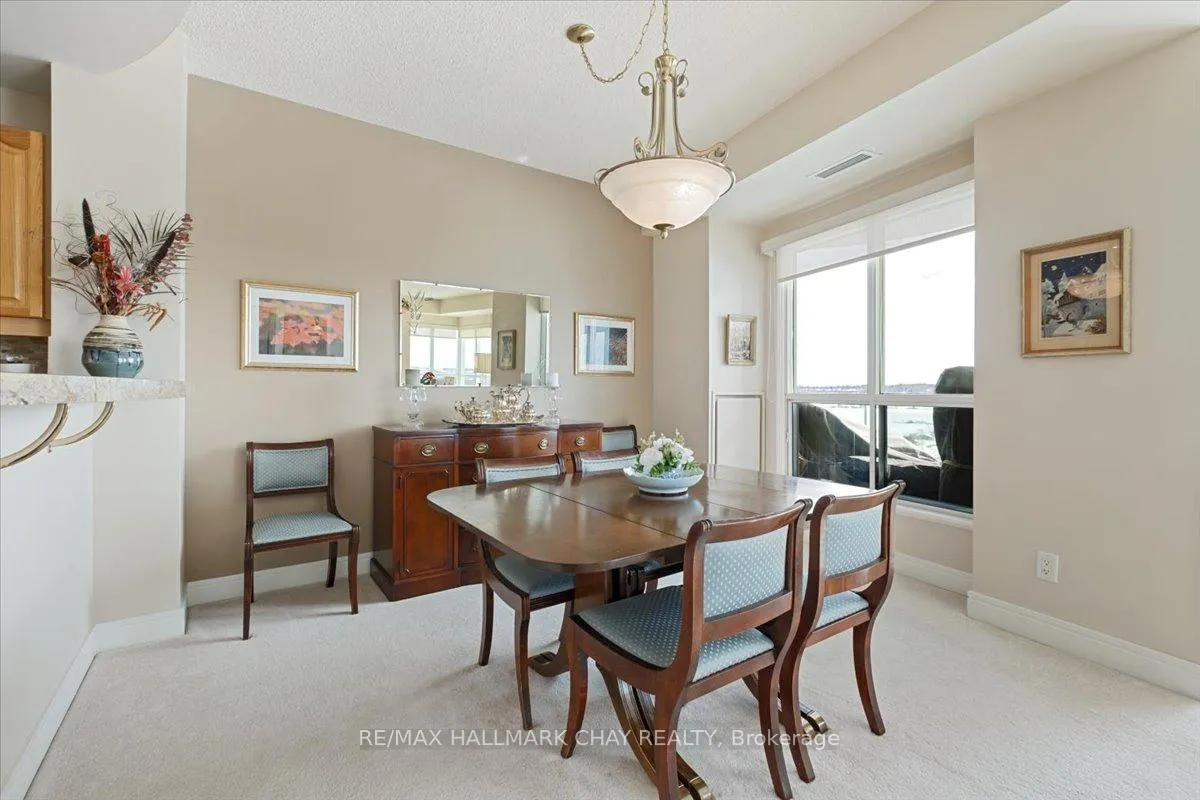 Photo 14 of Unit 1404, 2 Toronto Street, Barrie, City Centre — HOMEH