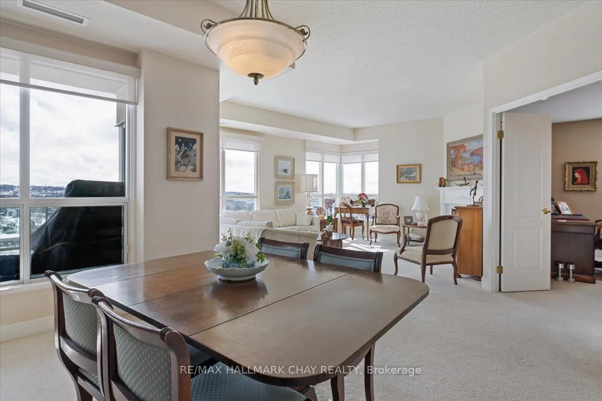 Photo 16 of Unit 1404, 2 Toronto Street, Barrie, City Centre — HOMEH