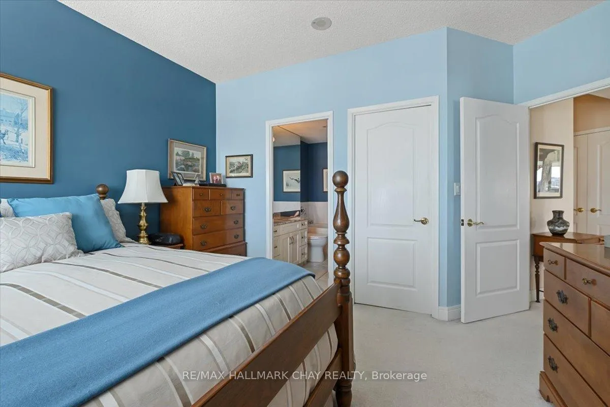 Photo 22 of Unit 1404, 2 Toronto Street, Barrie, City Centre — HOMEH