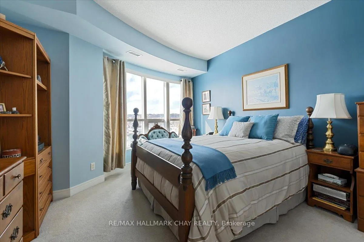 Photo 24 of Unit 1404, 2 Toronto Street, Barrie, City Centre — HOMEH