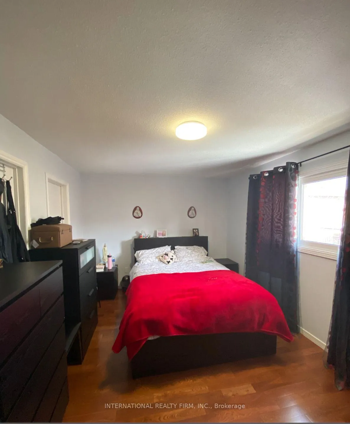 Photo 7 of Unit (Main), 43 Quaker Ridge Road, Vaughan, Glen Shields — HOMEH