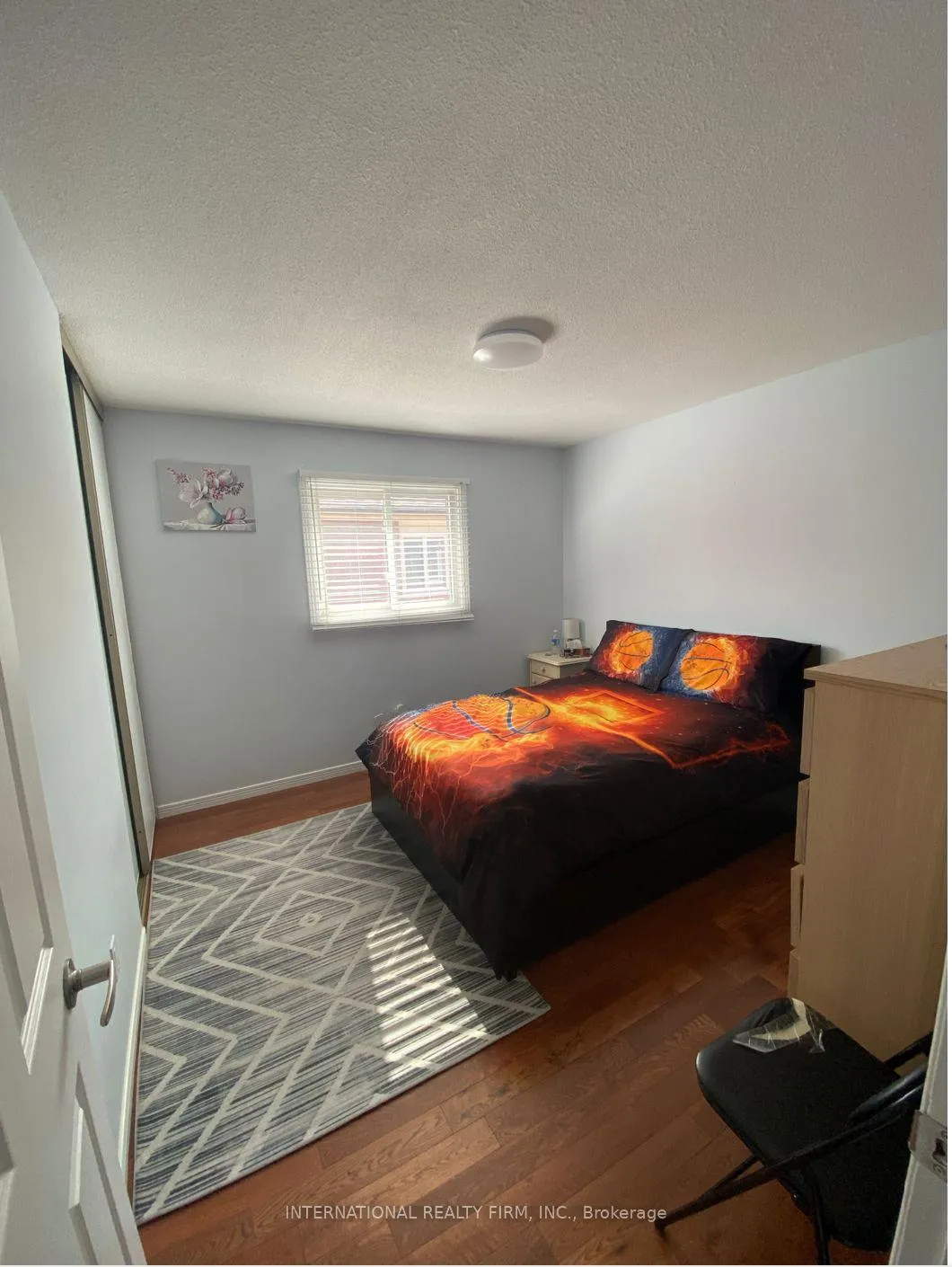 Photo 9 of Unit (Main), 43 Quaker Ridge Road, Vaughan, Glen Shields — HOMEH