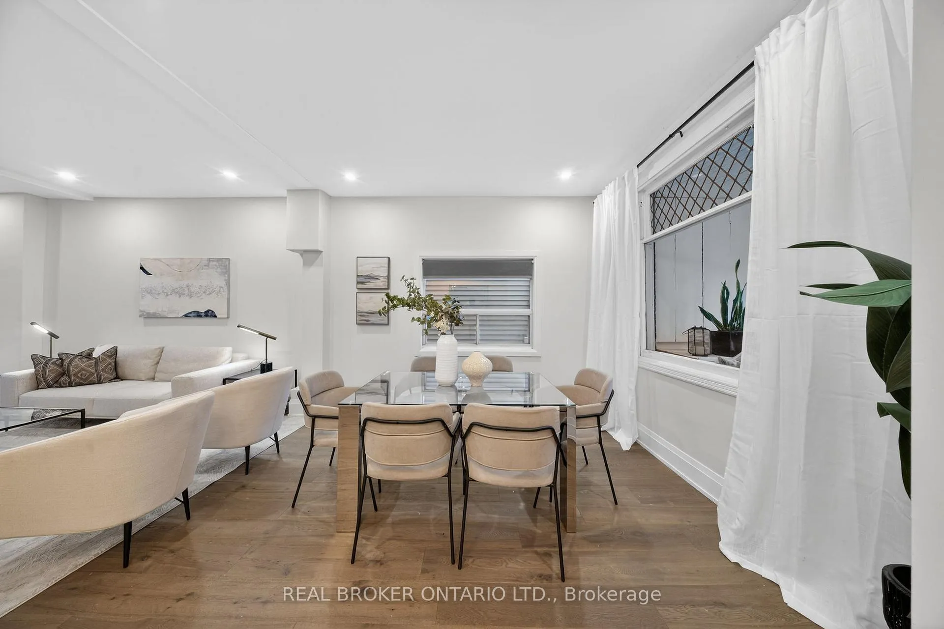 Photo 5 of 143 Parkmount Road, Toronto, Greenwood-Coxwell — HOMEH