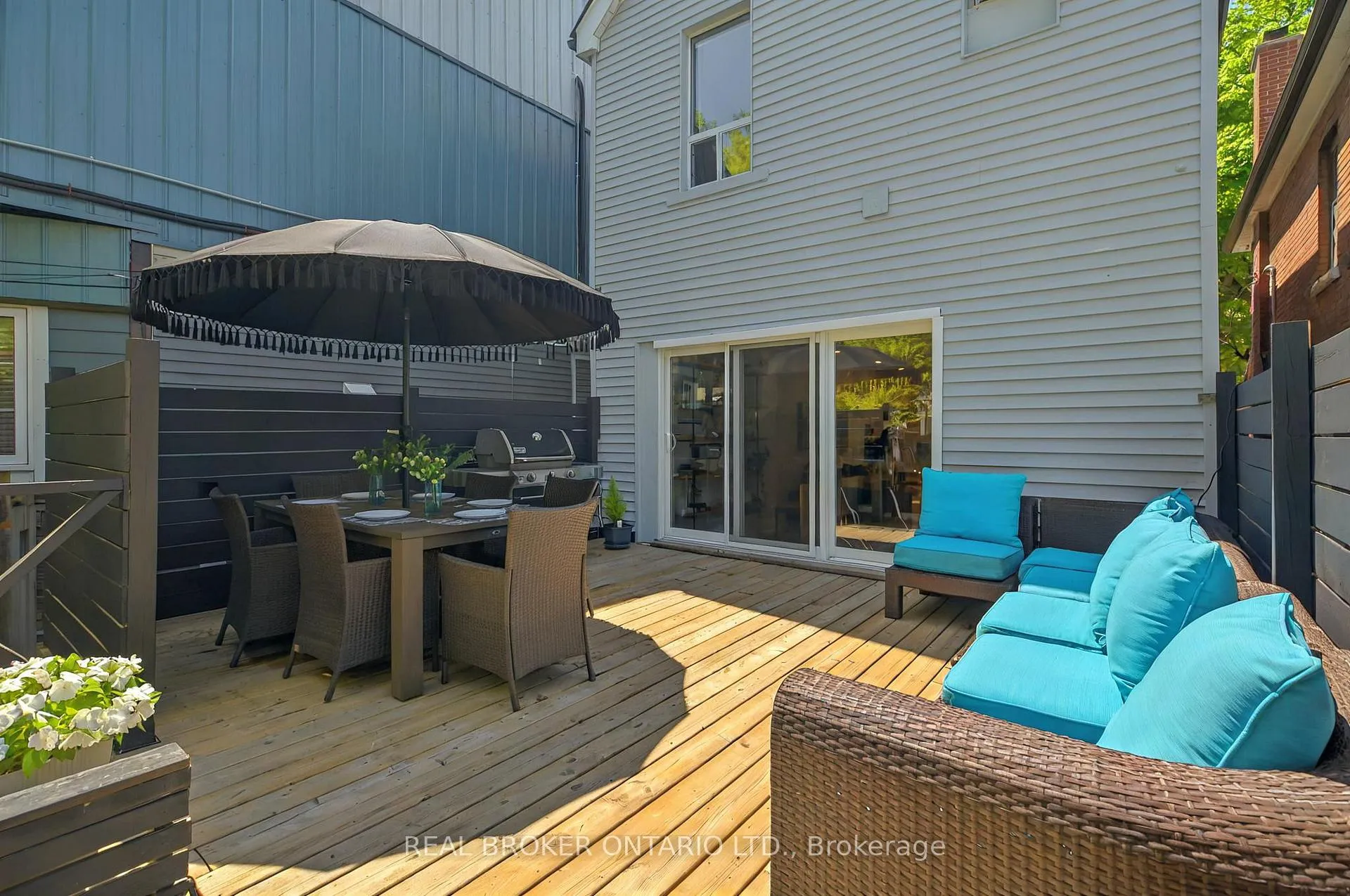 Photo 30 of 143 Parkmount Road, Toronto, Greenwood-Coxwell — HOMEH