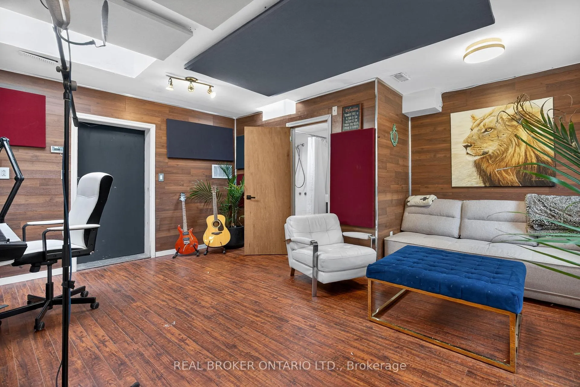 Photo 36 of 143 Parkmount Road, Toronto, Greenwood-Coxwell — HOMEH