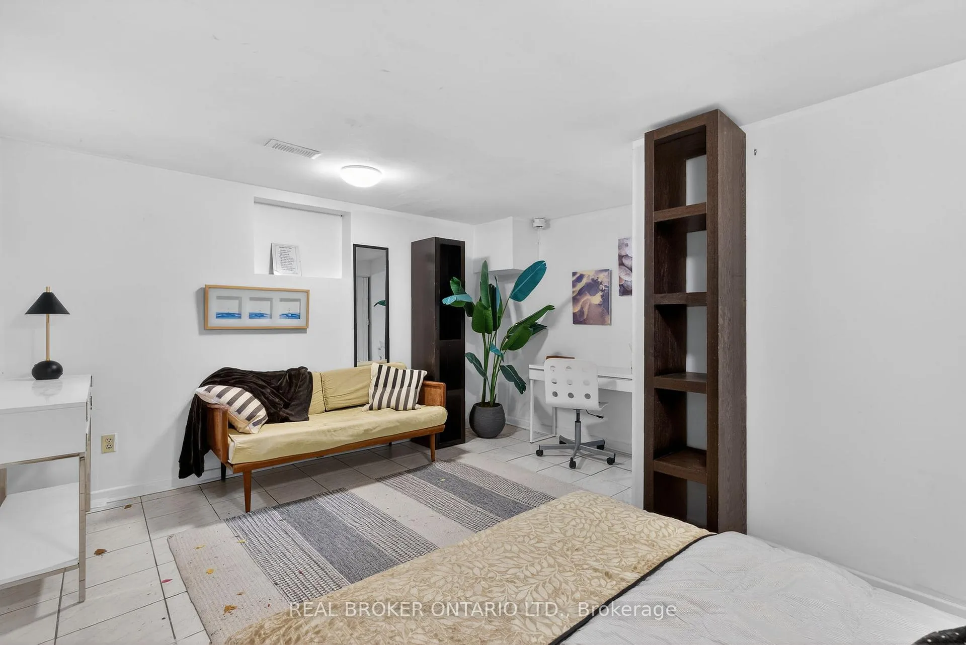 Photo 39 of 143 Parkmount Road, Toronto, Greenwood-Coxwell — HOMEH
