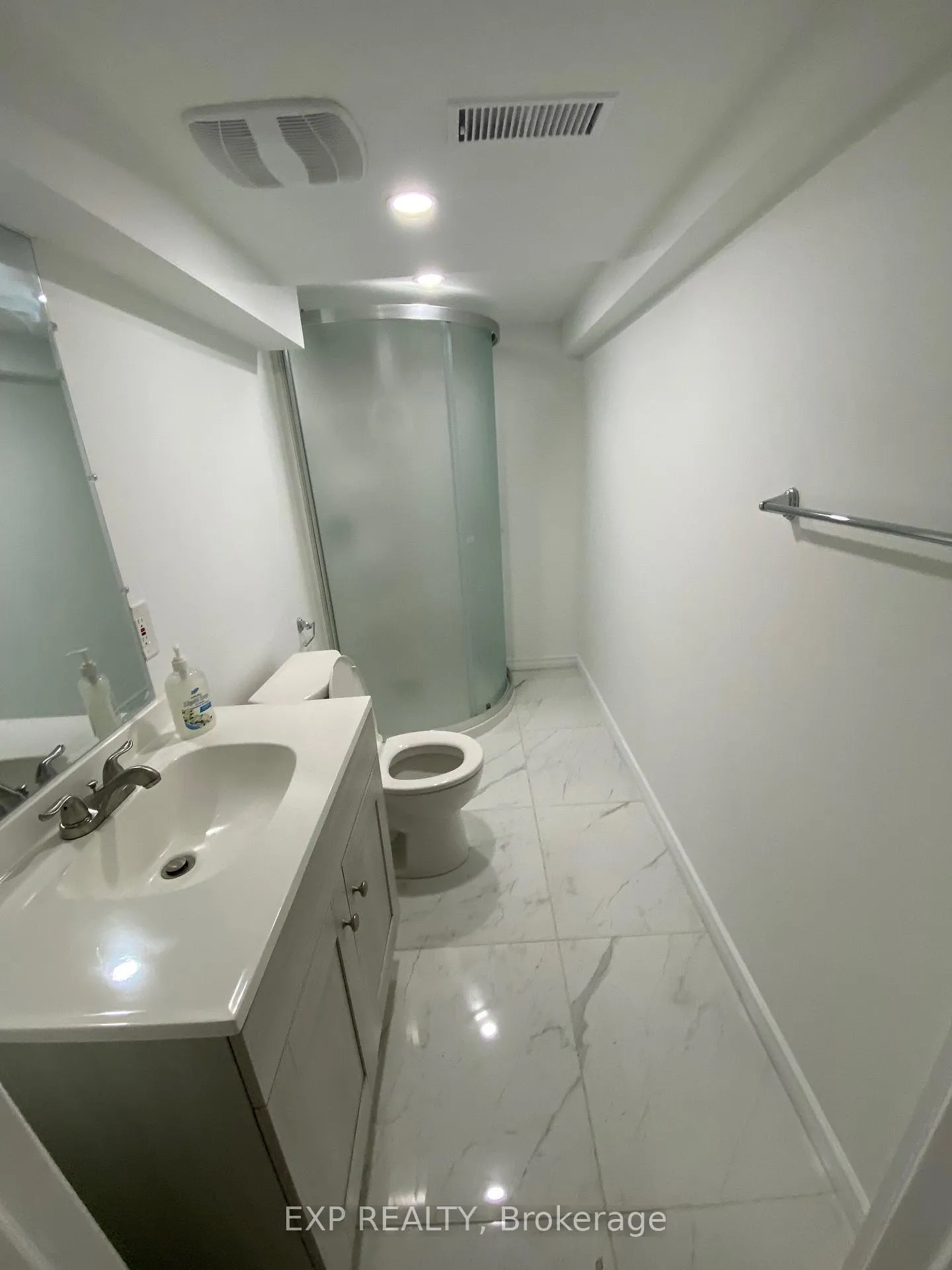 Photo 9 of Unit lower, 304 Frontenac Avenue S, Ottawa, Vanier — HOMEH