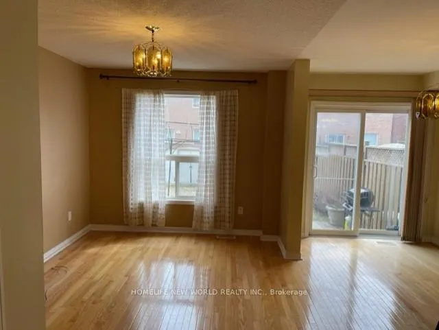 Photo 7 of 103 Cadillac Crescent, Brampton, Fletcher's Meadow — HOMEH
