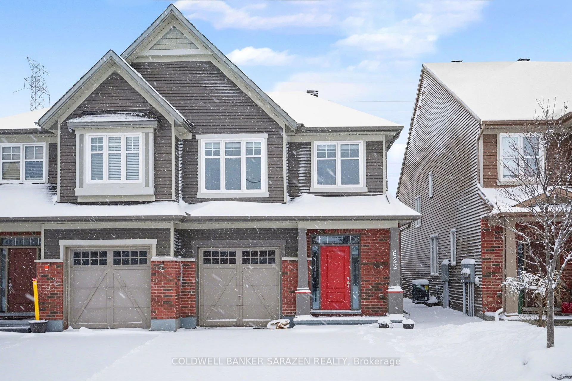 Front of 622 Moorpark Avenue