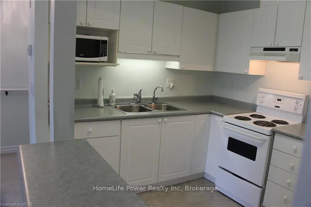 Photo 12 of Unit 211, 20 St George Street, Kitchener, City Commercial Core — HOMEH