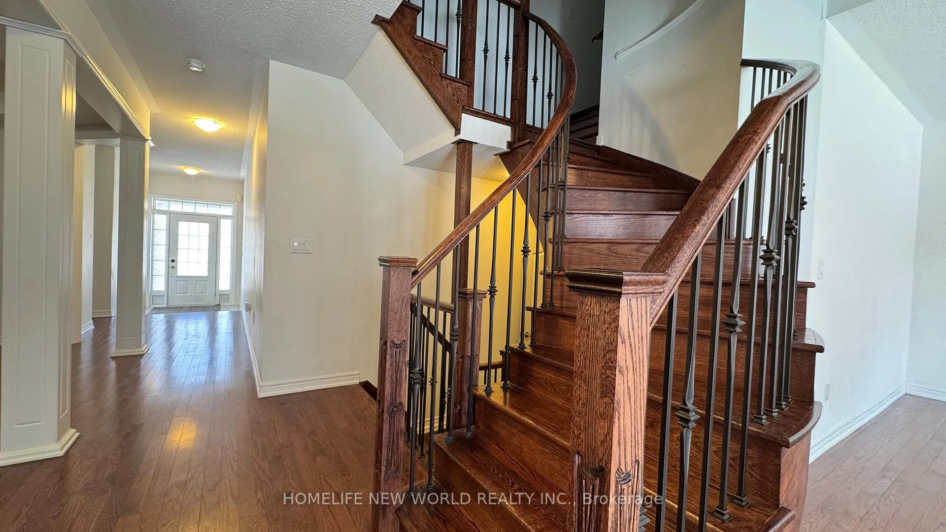 Photo 7 of 38 Roy Harper Avenue, Aurora, Rural Aurora — HOMEH