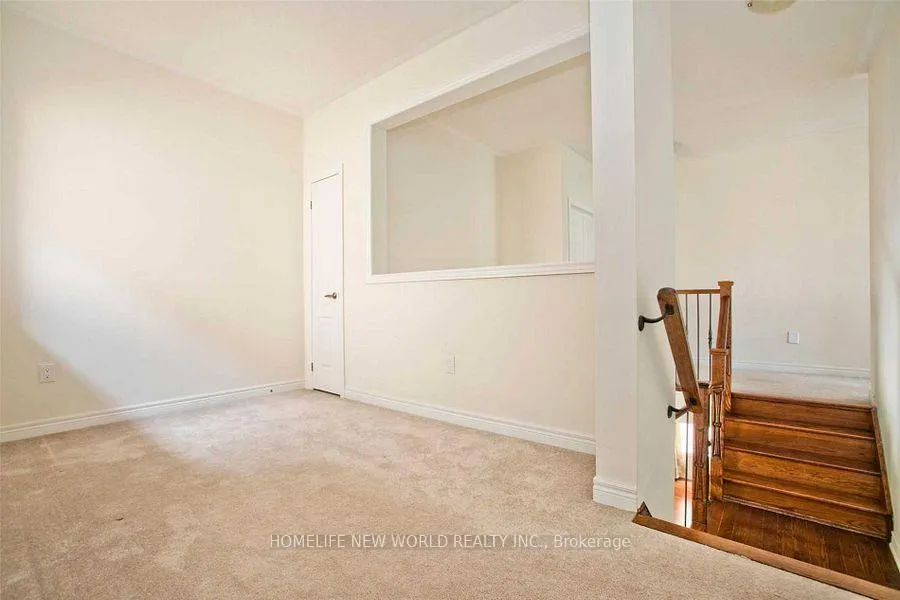 Photo 13 of 38 Roy Harper Avenue, Aurora, Rural Aurora — HOMEH