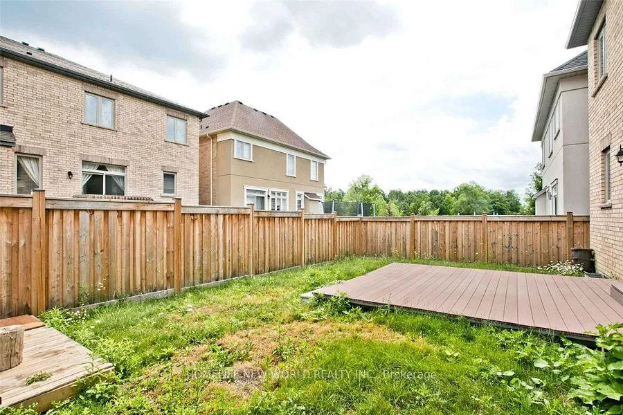 Photo 22 of 38 Roy Harper Avenue, Aurora, Rural Aurora — HOMEH