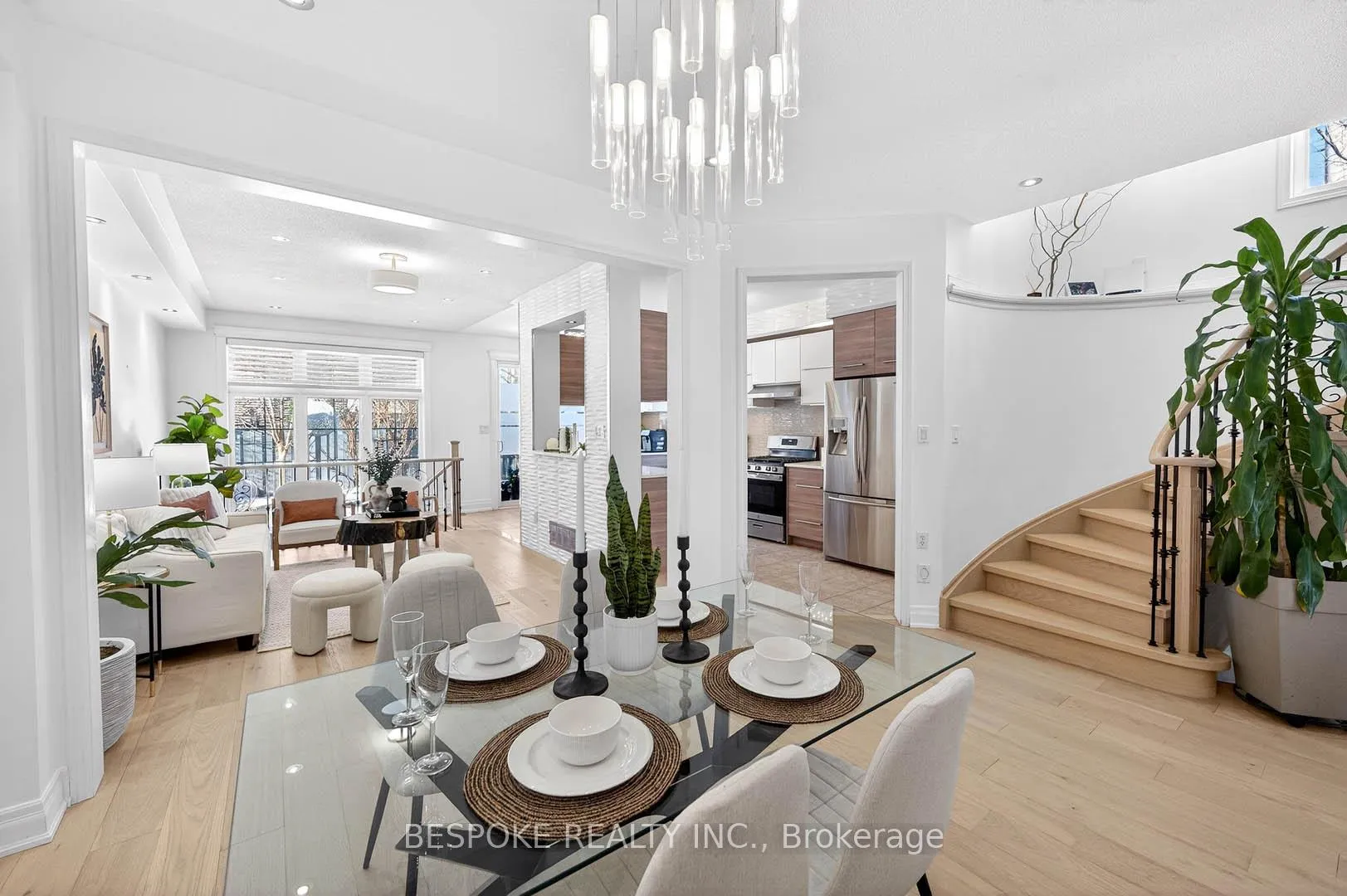 Photo 3 of 80 Silverwood Circle, Ajax, Central East — HOMEH
