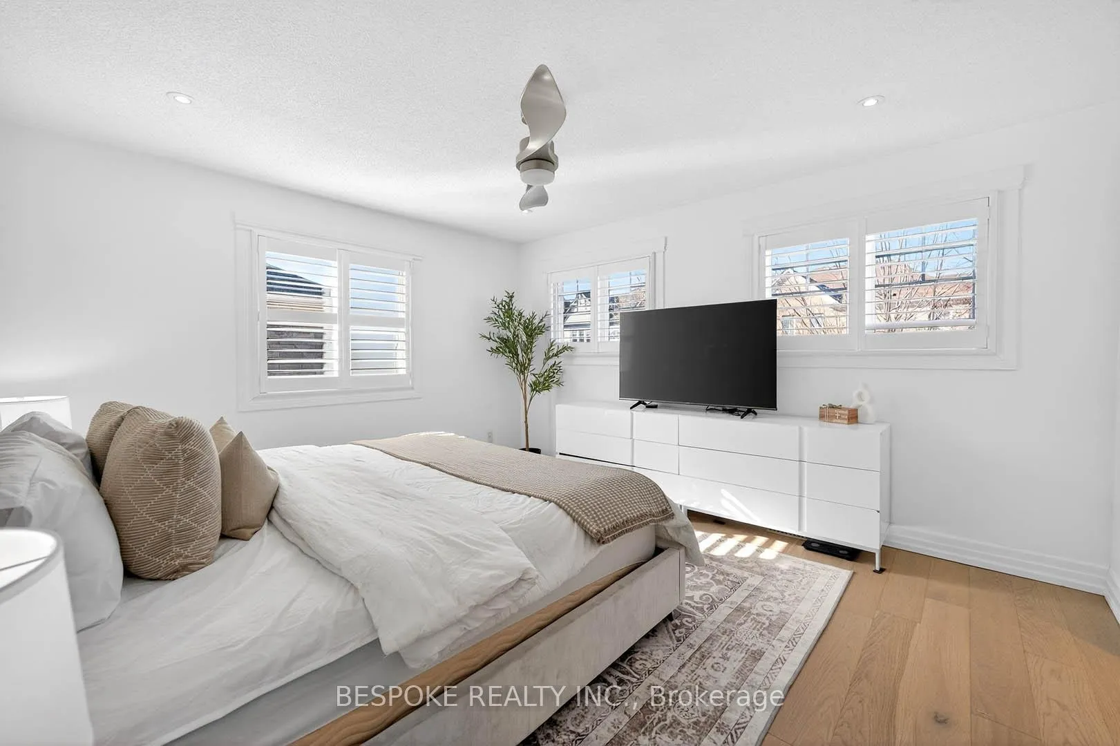 Photo 18 of 80 Silverwood Circle, Ajax, Central East — HOMEH