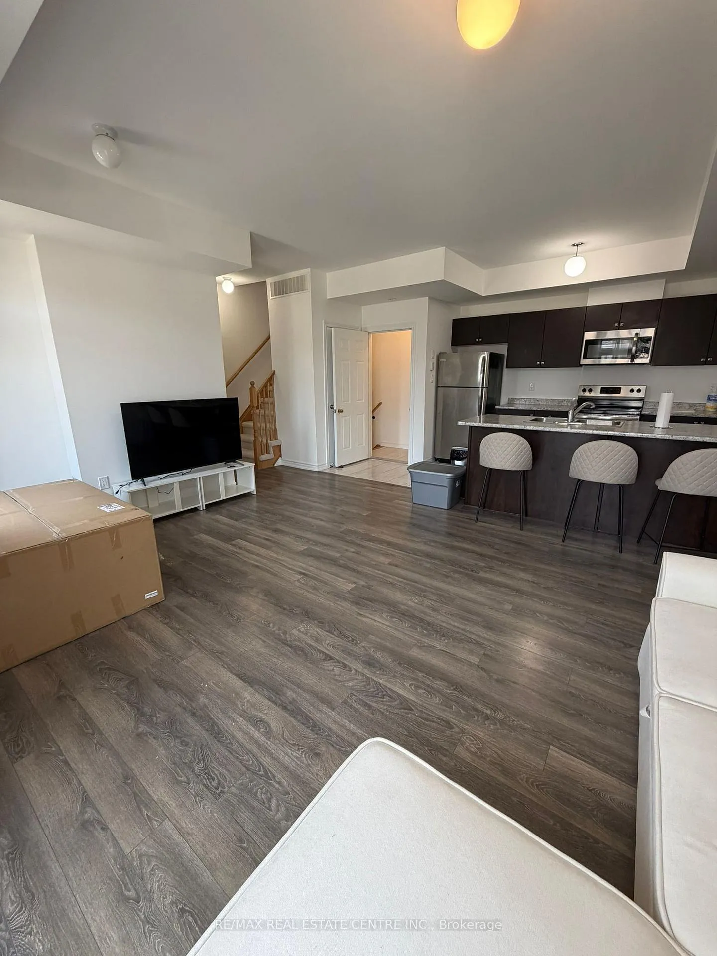 Photo 4 of 2598 William Jackson Drive, Pickering, Duffin Heights — HOMEH