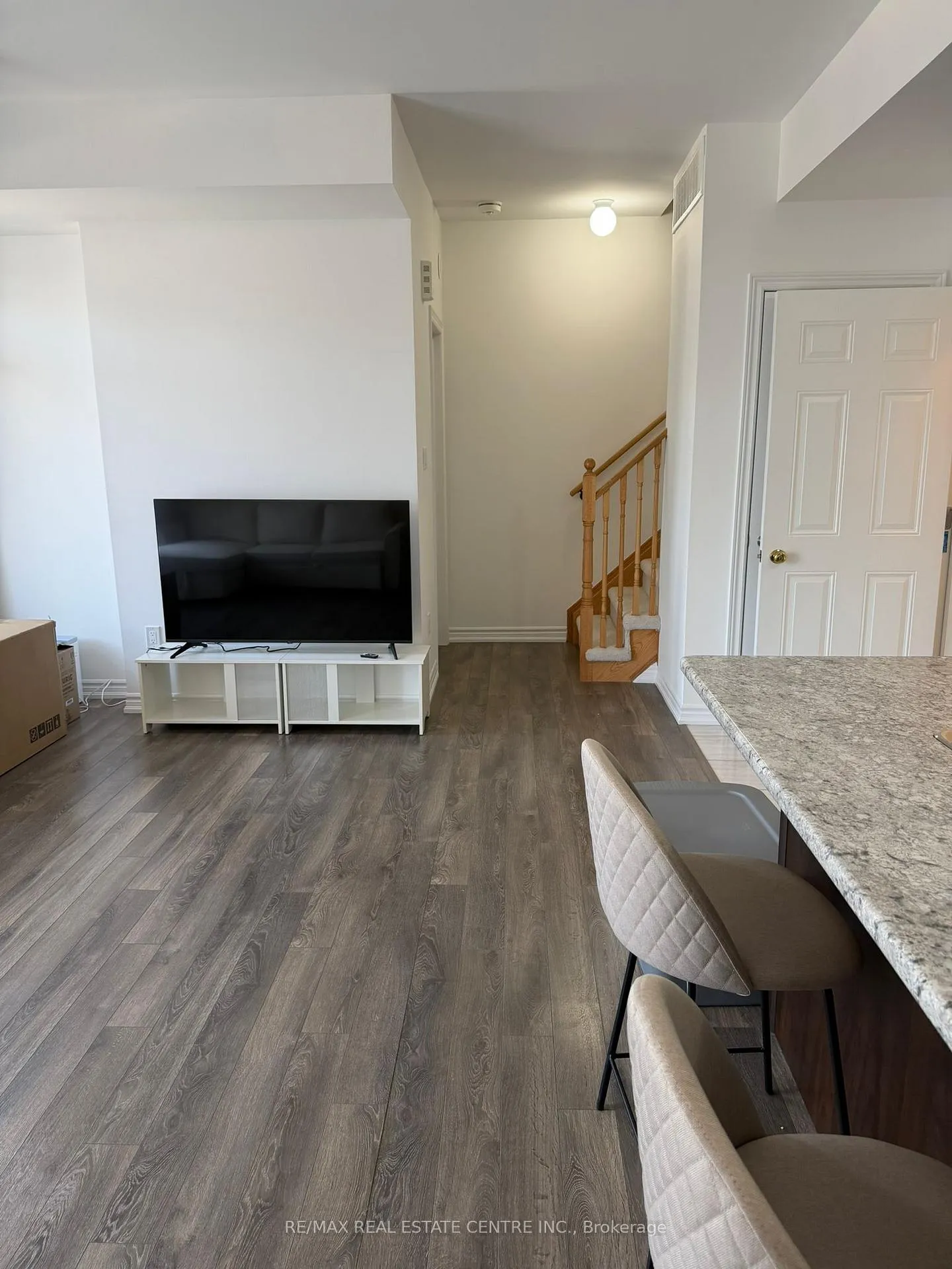 Photo 8 of 2598 William Jackson Drive, Pickering, Duffin Heights — HOMEH