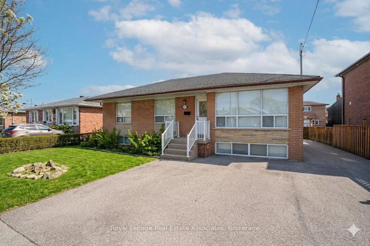 Photo 1 of 2874 Weston Road S, North York, Humberlea-Pelmo Park — HOMEH
