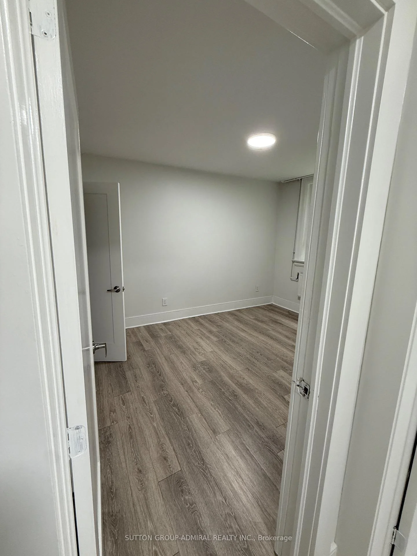 Photo 7 of 915 St Clair Avenue W, Toronto, Wychwood — HOMEH