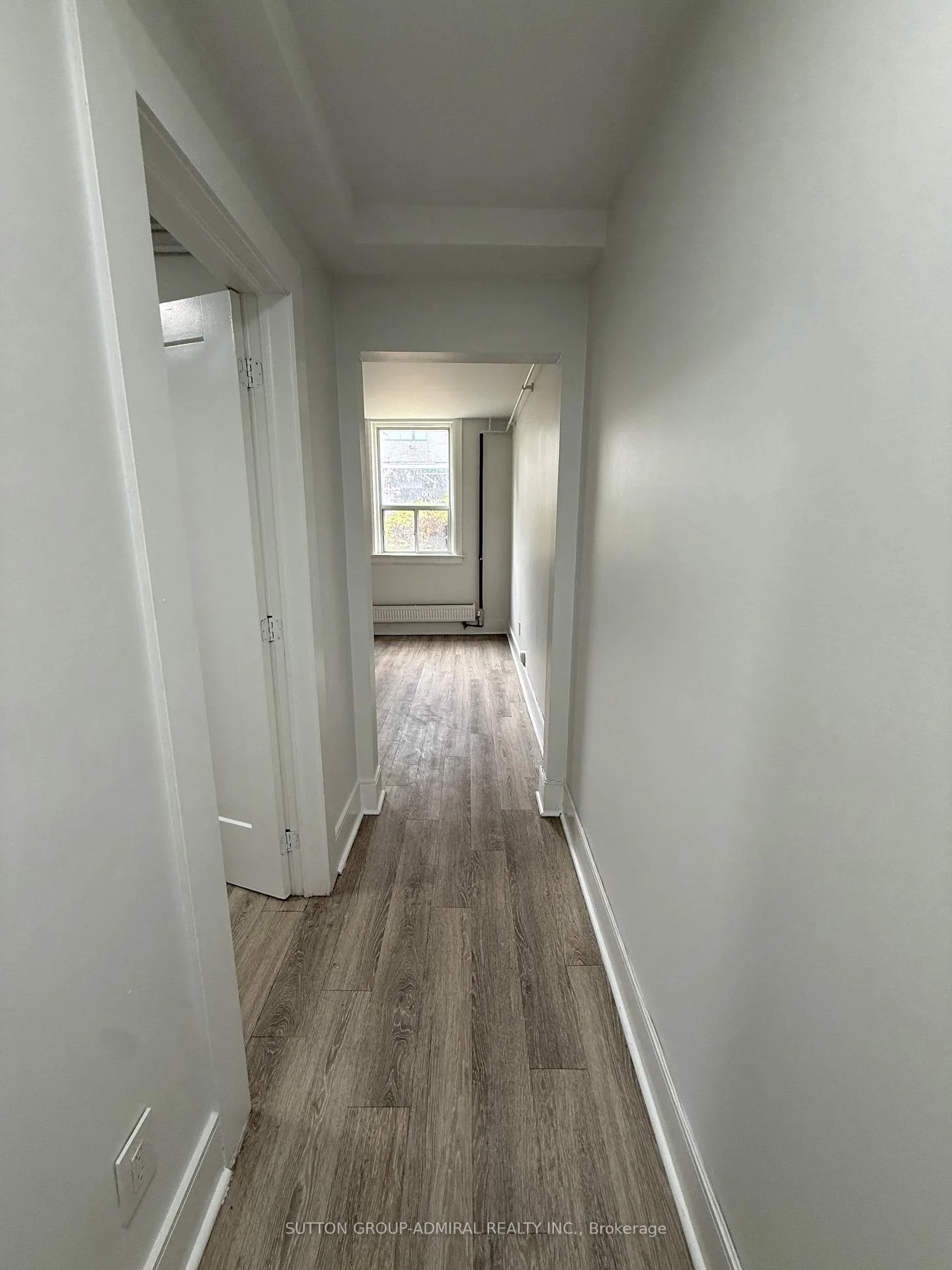Photo 8 of 915 St Clair Avenue W, Toronto, Wychwood — HOMEH