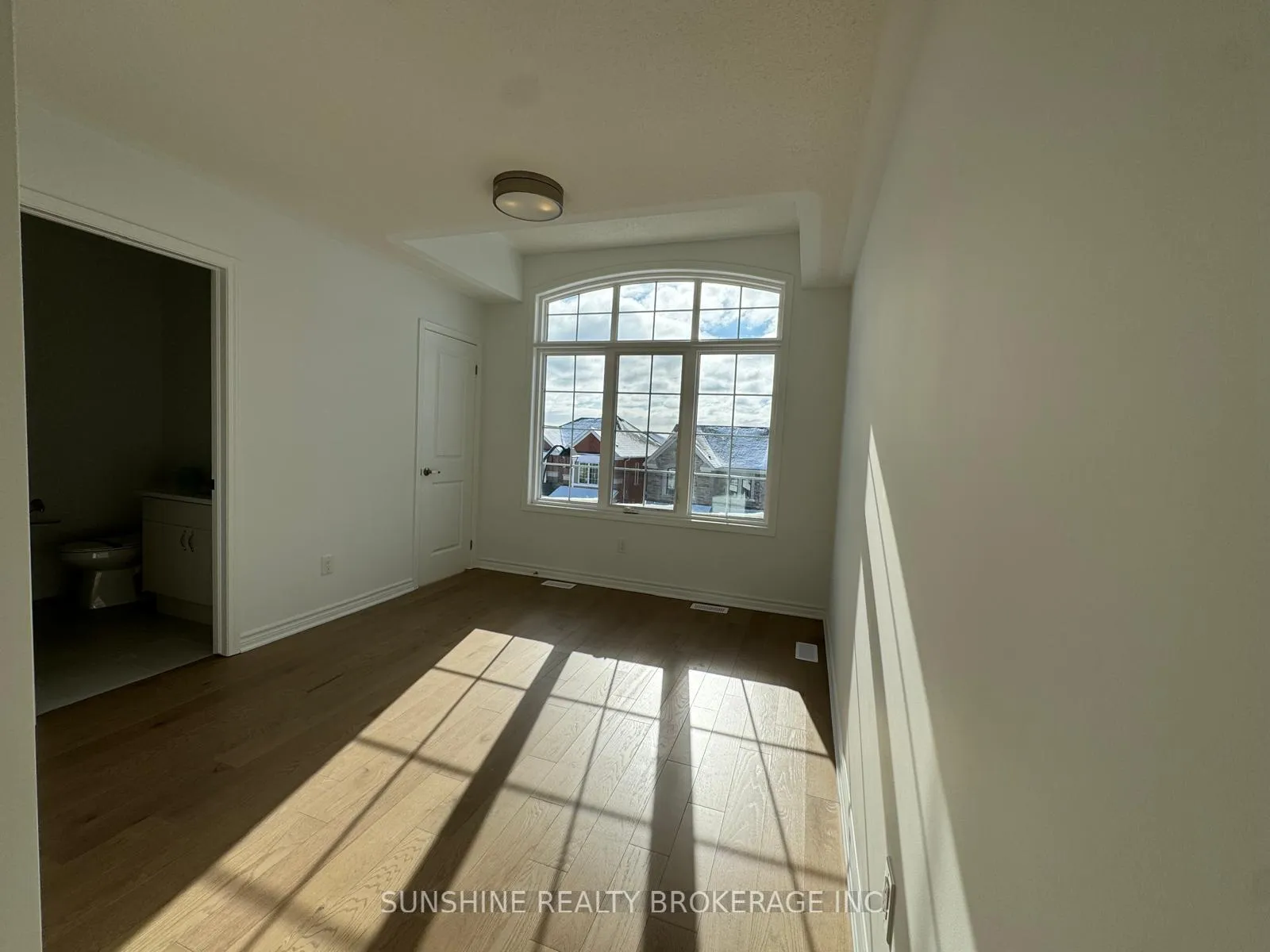 Photo 23 of 104 Azure Drive, Markham, Rural Markham — HOMEH