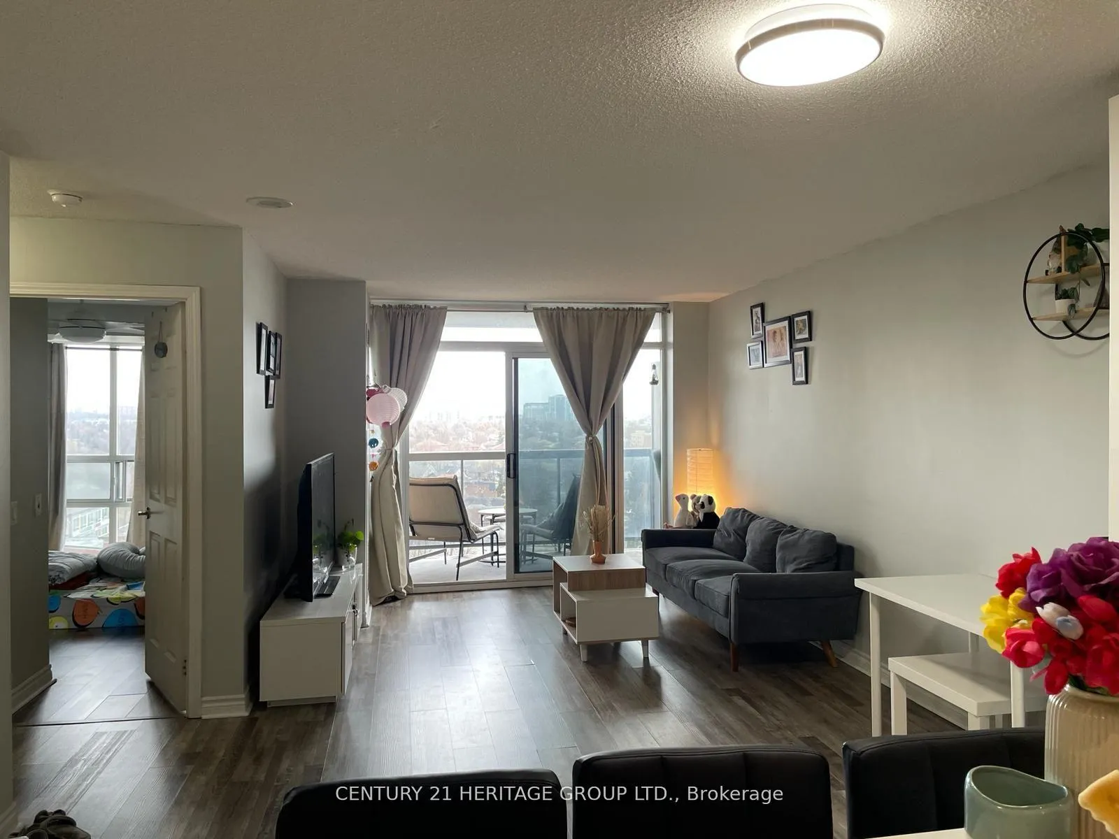 Photo 7 of Unit 803, 8 Mondeo Drive, Scarborough, Dorset Park — HOMEH