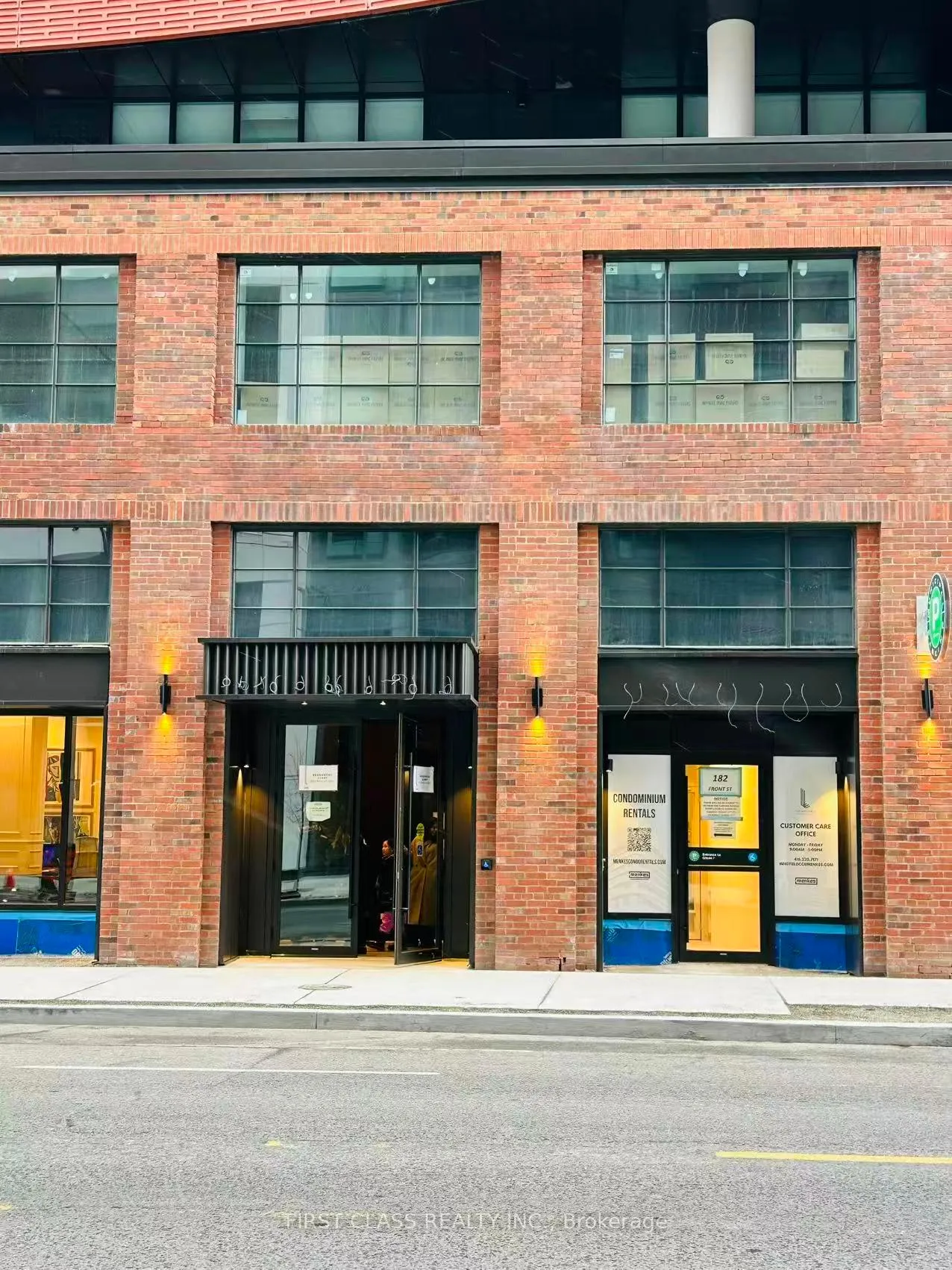 Photo 2 of Unit 1112, 180 Front Street E, Toronto, Moss Park — HOMEH