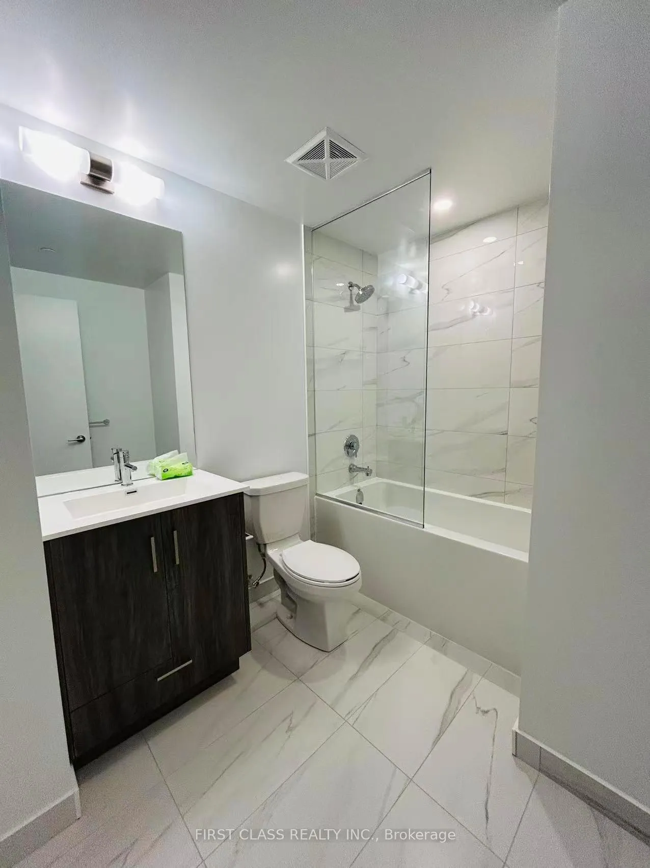 Photo 9 of Unit 1112, 180 Front Street E, Toronto, Moss Park — HOMEH