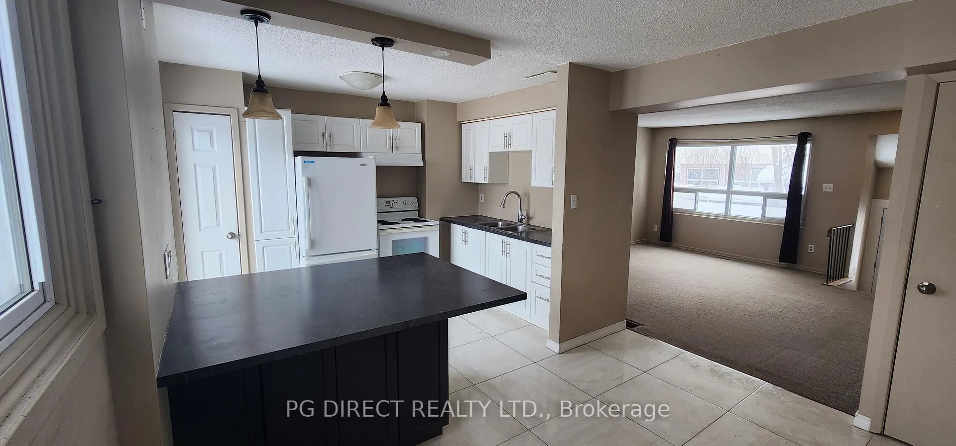 Photo 3 of Unit L10, 63 Ferris Lane, Barrie, Cundles East — HOMEH