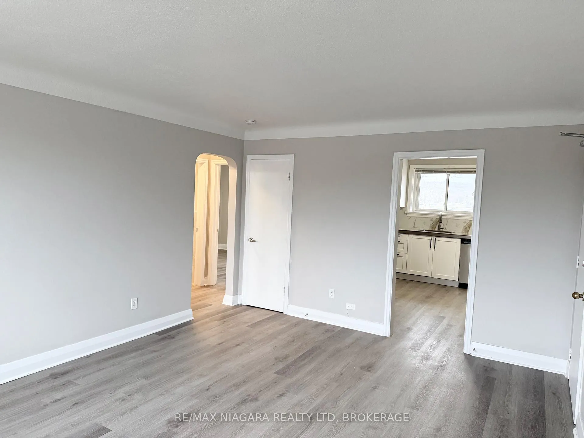 Photo 16 of Unit 1, 9 Riverview Boulevard, St. Catharines, Glendale/Glenridge — HOMEH
