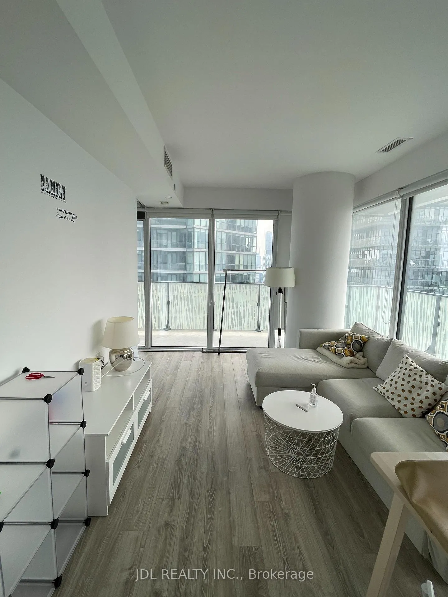Photo 9 of Unit 4203, 42 Charles Street E, Toronto, Church-Yonge Corridor — HOMEH