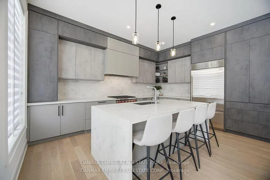 Photo 16 of 14 Woodgate Pines Drive, Vaughan, Kleinburg — HOMEH