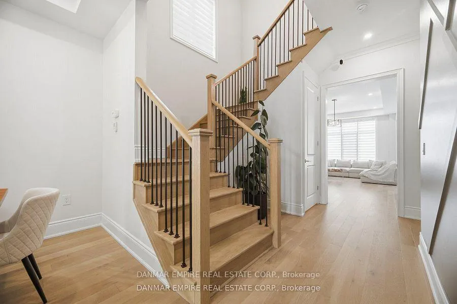 Photo 21 of 14 Woodgate Pines Drive, Vaughan, Kleinburg — HOMEH