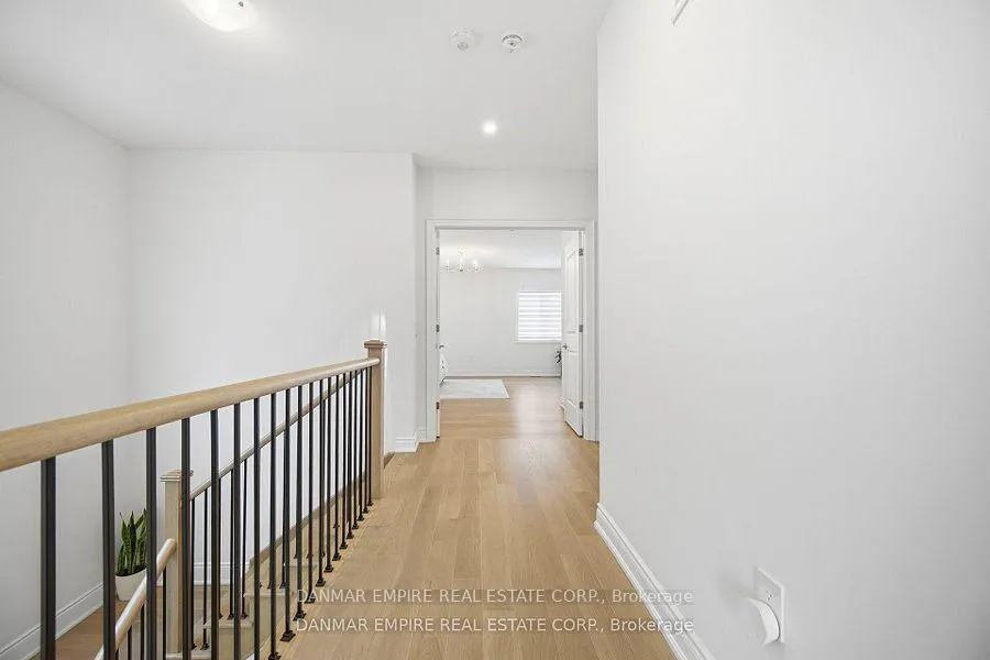 Photo 22 of 14 Woodgate Pines Drive, Vaughan, Kleinburg — HOMEH