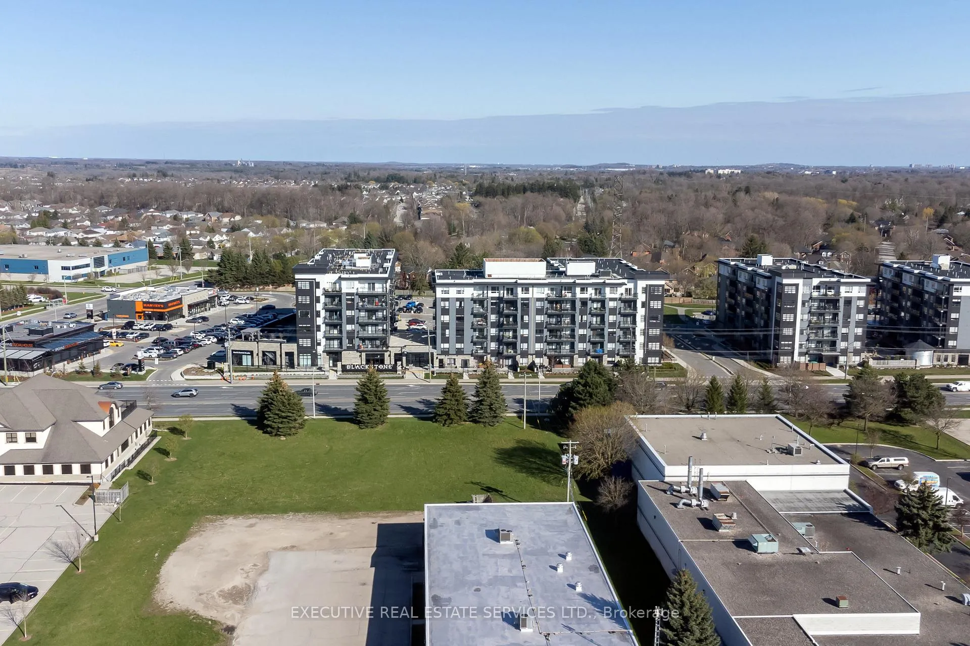 Front of Unit 322, 251 Northfield Drive E