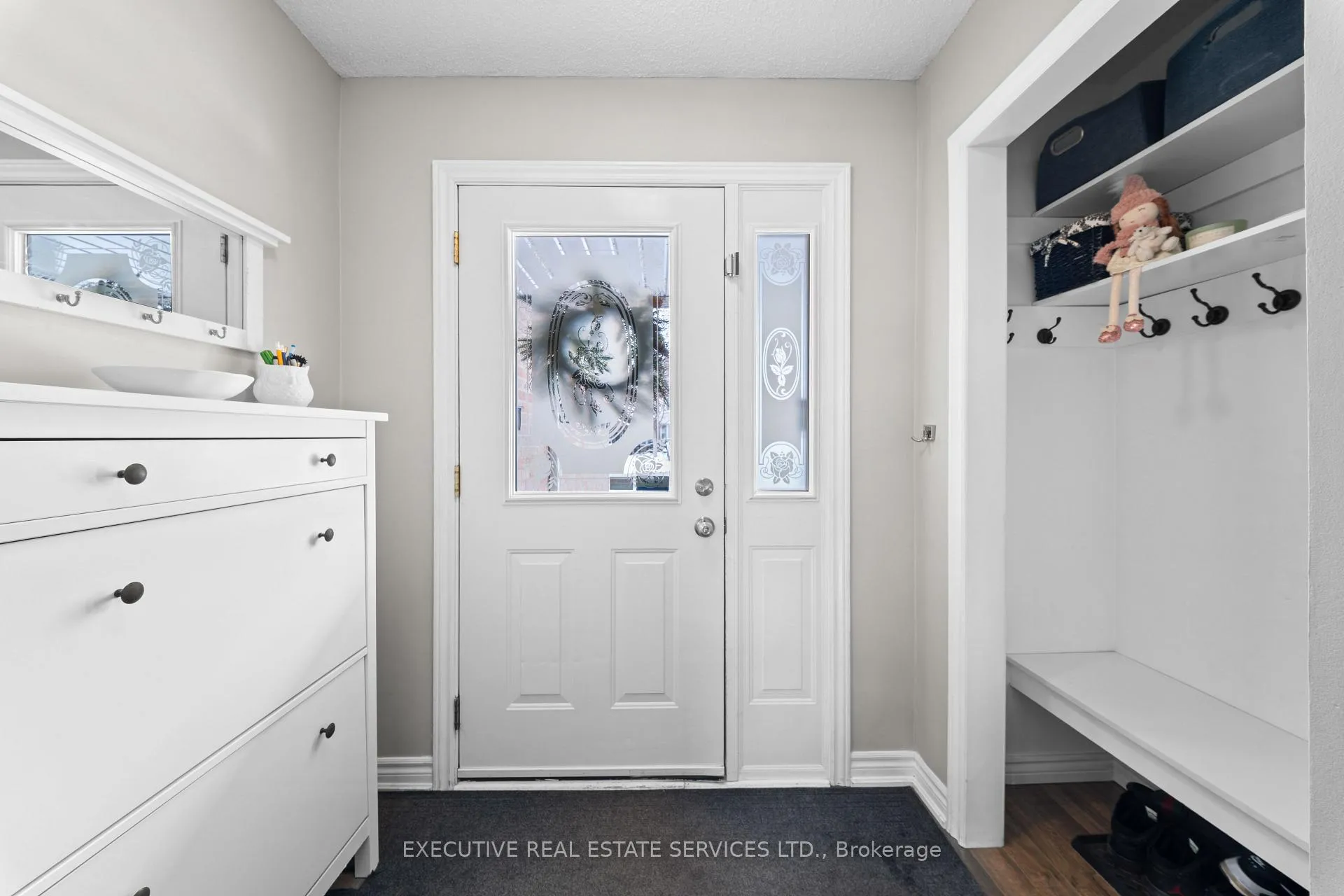 Photo 9 of 29 Sparklett Crescent, Brampton, Heart Lake East — HOMEH