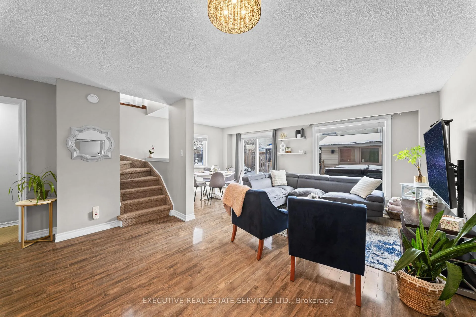 Photo 16 of 29 Sparklett Crescent, Brampton, Heart Lake East — HOMEH