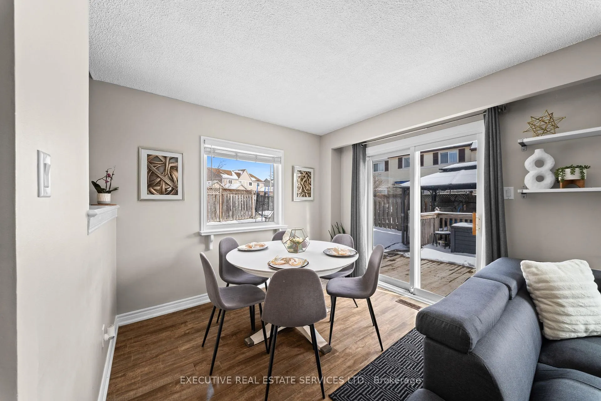 Photo 18 of 29 Sparklett Crescent, Brampton, Heart Lake East — HOMEH