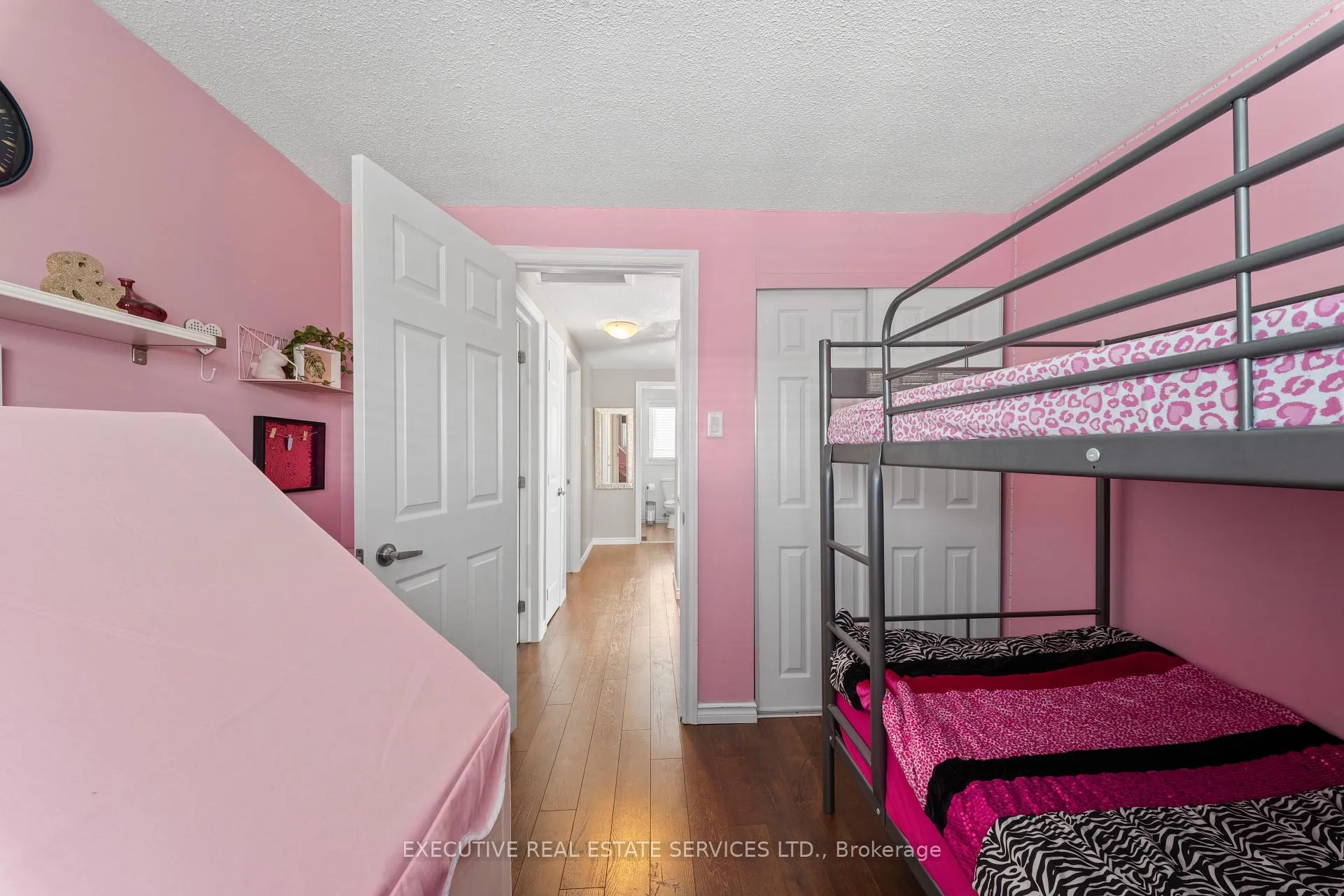 Photo 27 of 29 Sparklett Crescent, Brampton, Heart Lake East — HOMEH