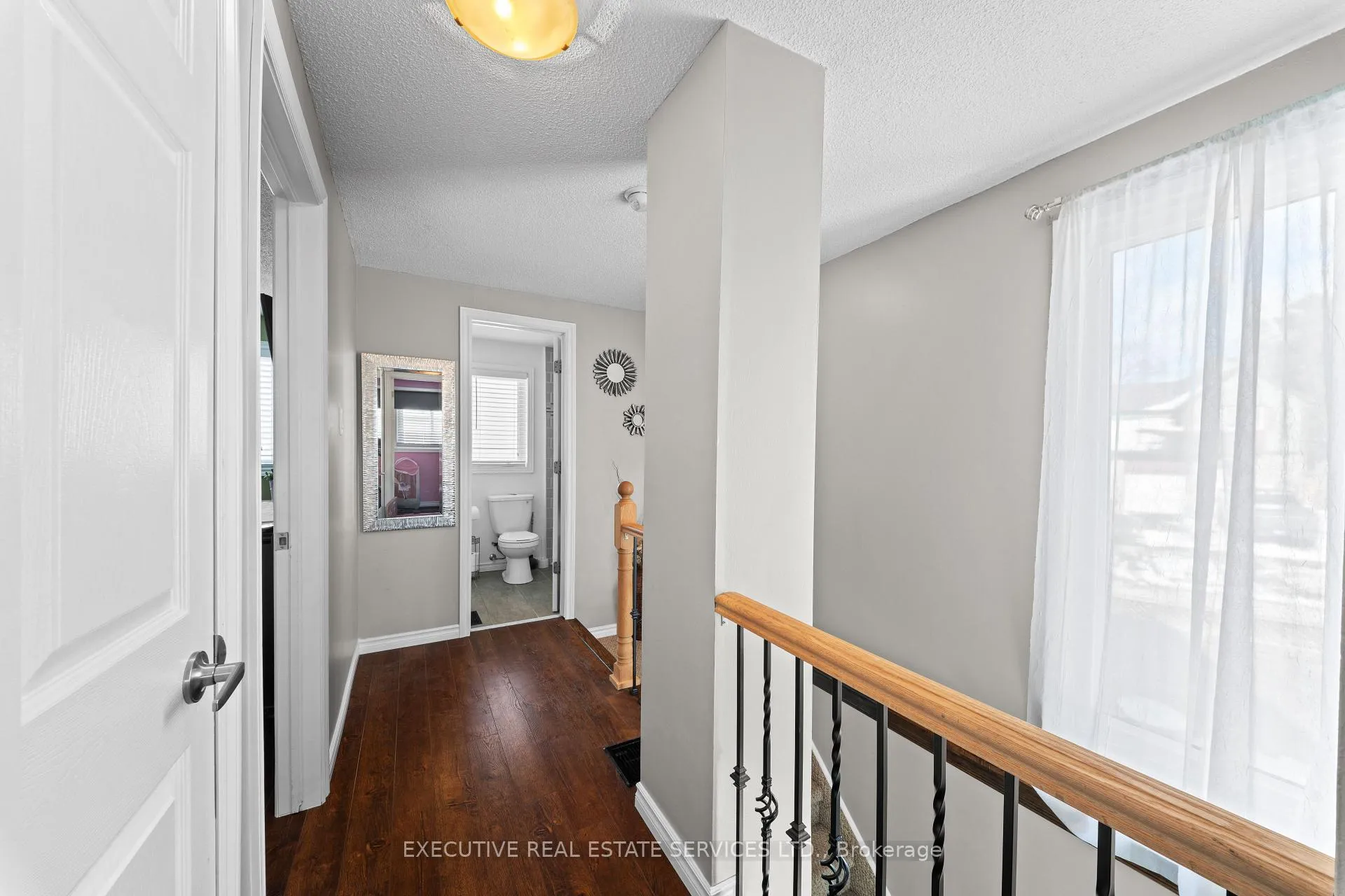 Photo 28 of 29 Sparklett Crescent, Brampton, Heart Lake East — HOMEH