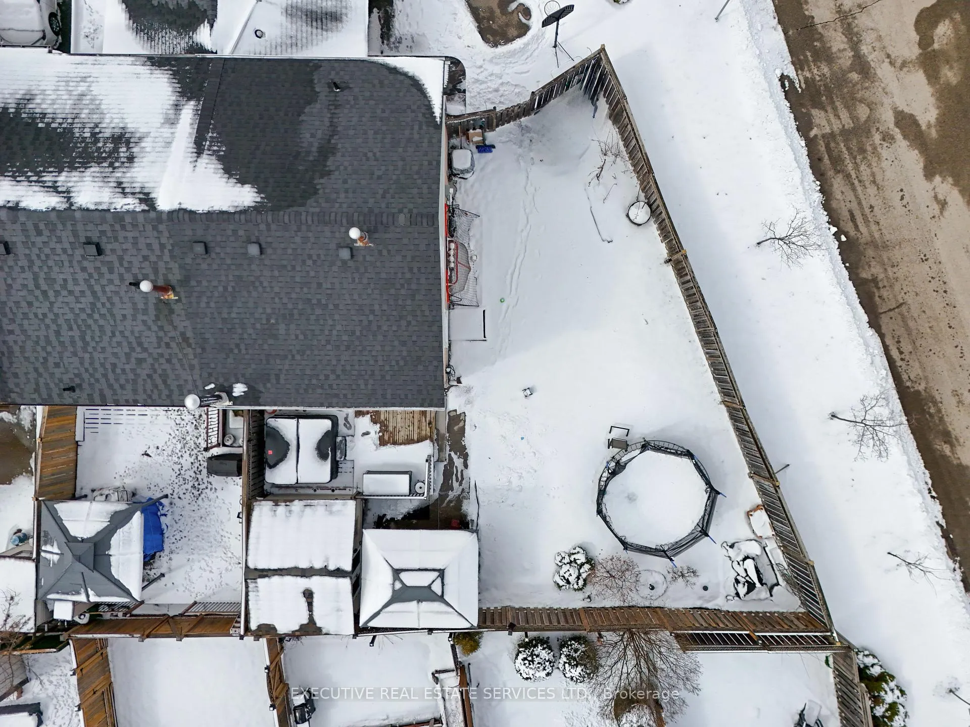 Photo 45 of 29 Sparklett Crescent, Brampton, Heart Lake East — HOMEH
