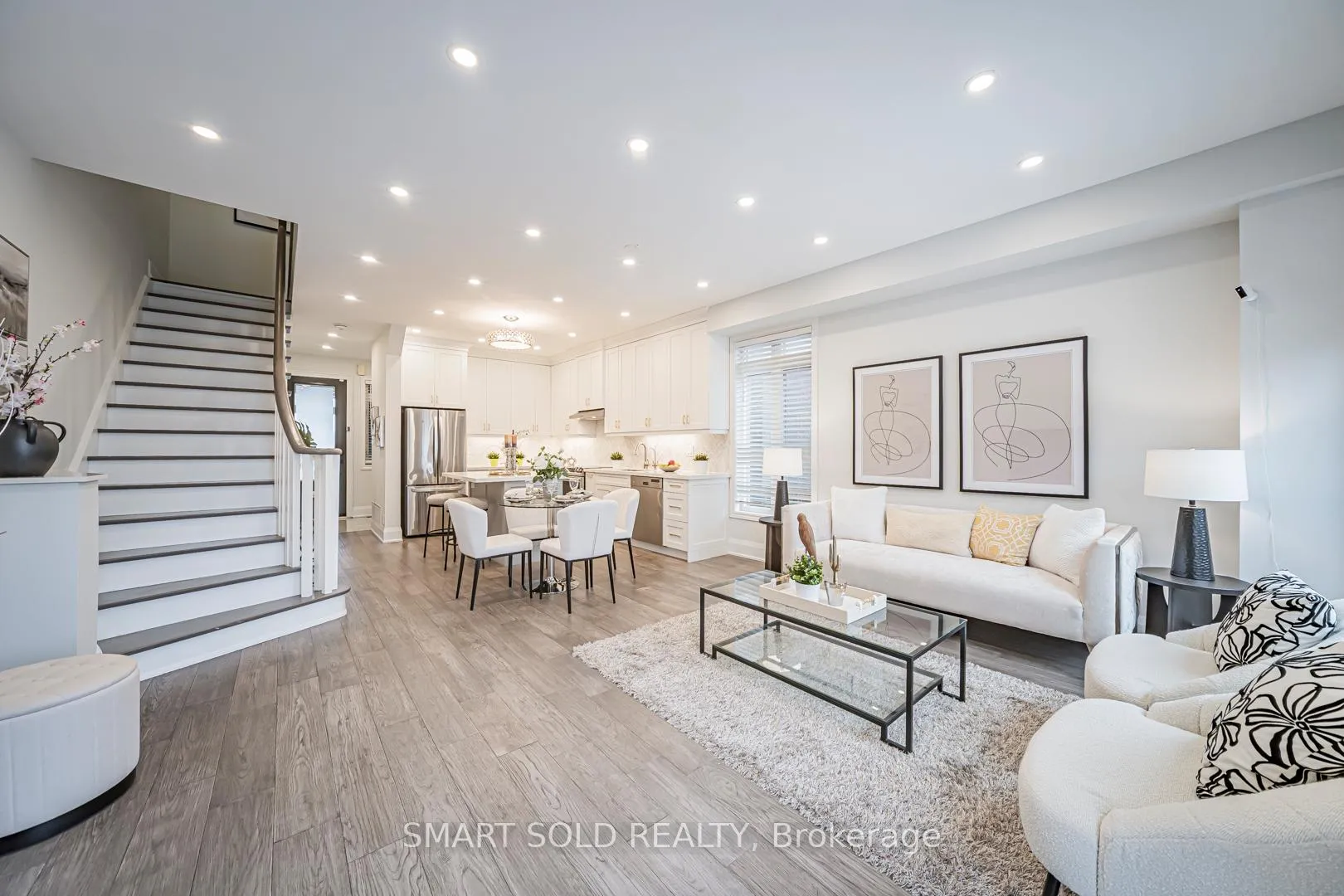 Photo 17 of 16 Gauguin Avenue, Vaughan, Patterson — HOMEH