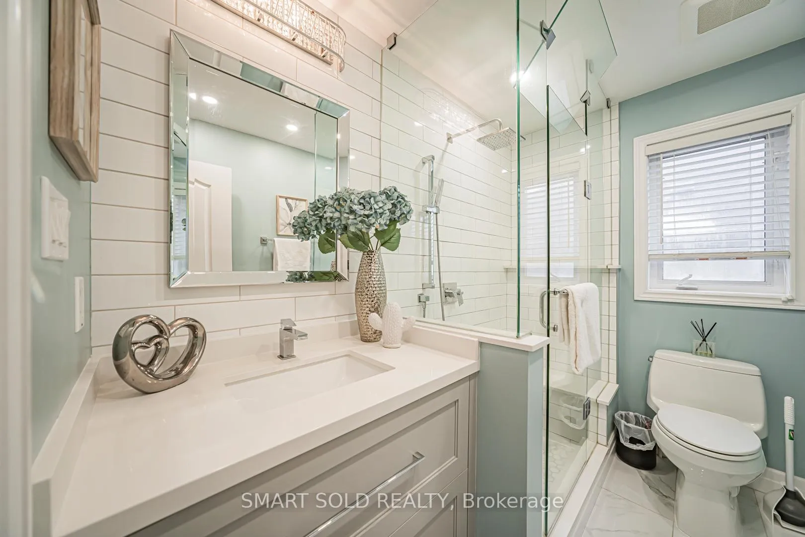Photo 28 of 16 Gauguin Avenue, Vaughan, Patterson — HOMEH