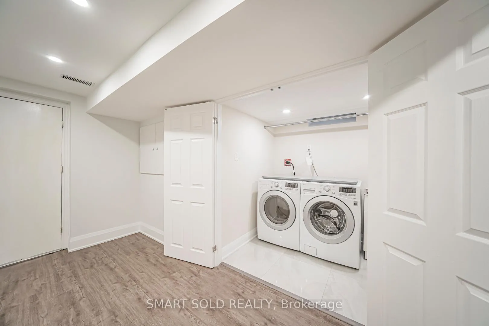 Photo 40 of 16 Gauguin Avenue, Vaughan, Patterson — HOMEH