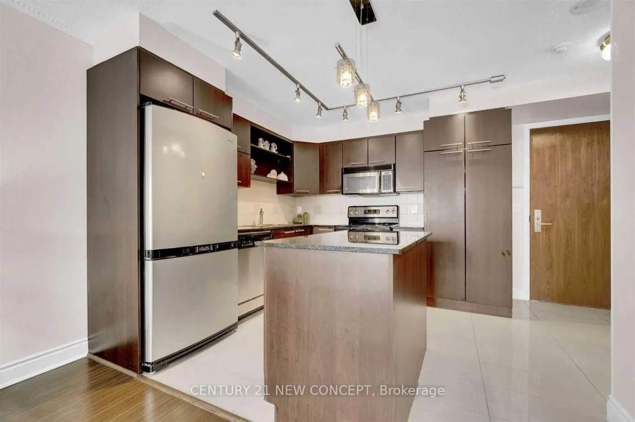 Photo 3 of Unit 1007, 39 Galleria Parkway, Markham, Commerce Valley — HOMEH