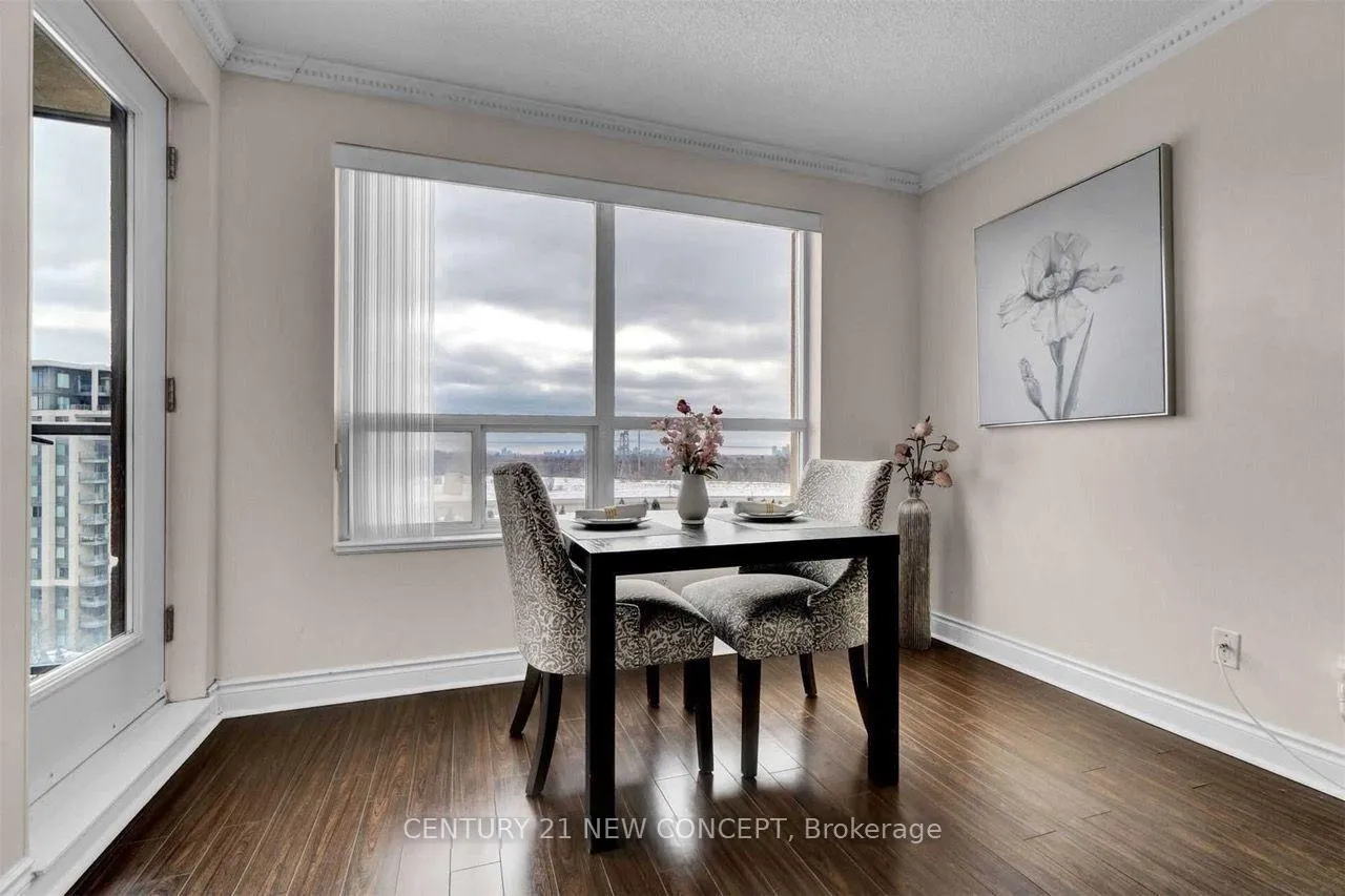 Photo 9 of Unit 1007, 39 Galleria Parkway, Markham, Commerce Valley — HOMEH