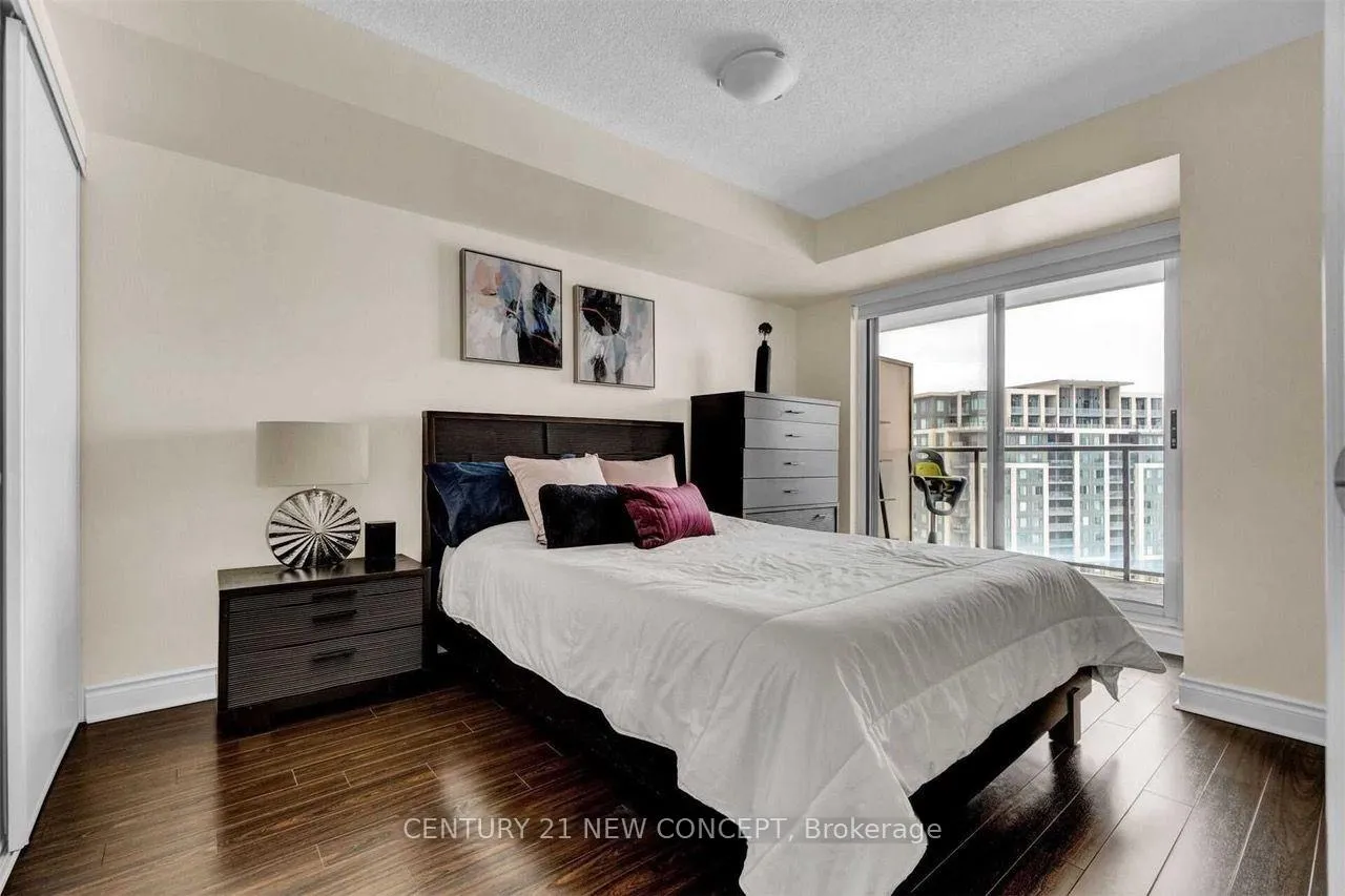 Photo 10 of Unit 1007, 39 Galleria Parkway, Markham, Commerce Valley — HOMEH