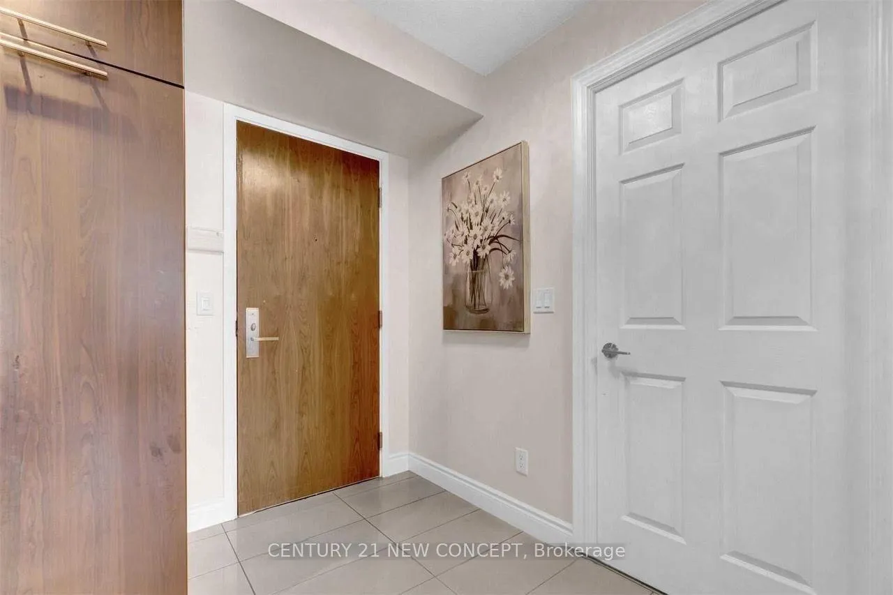 Photo 17 of Unit 1007, 39 Galleria Parkway, Markham, Commerce Valley — HOMEH