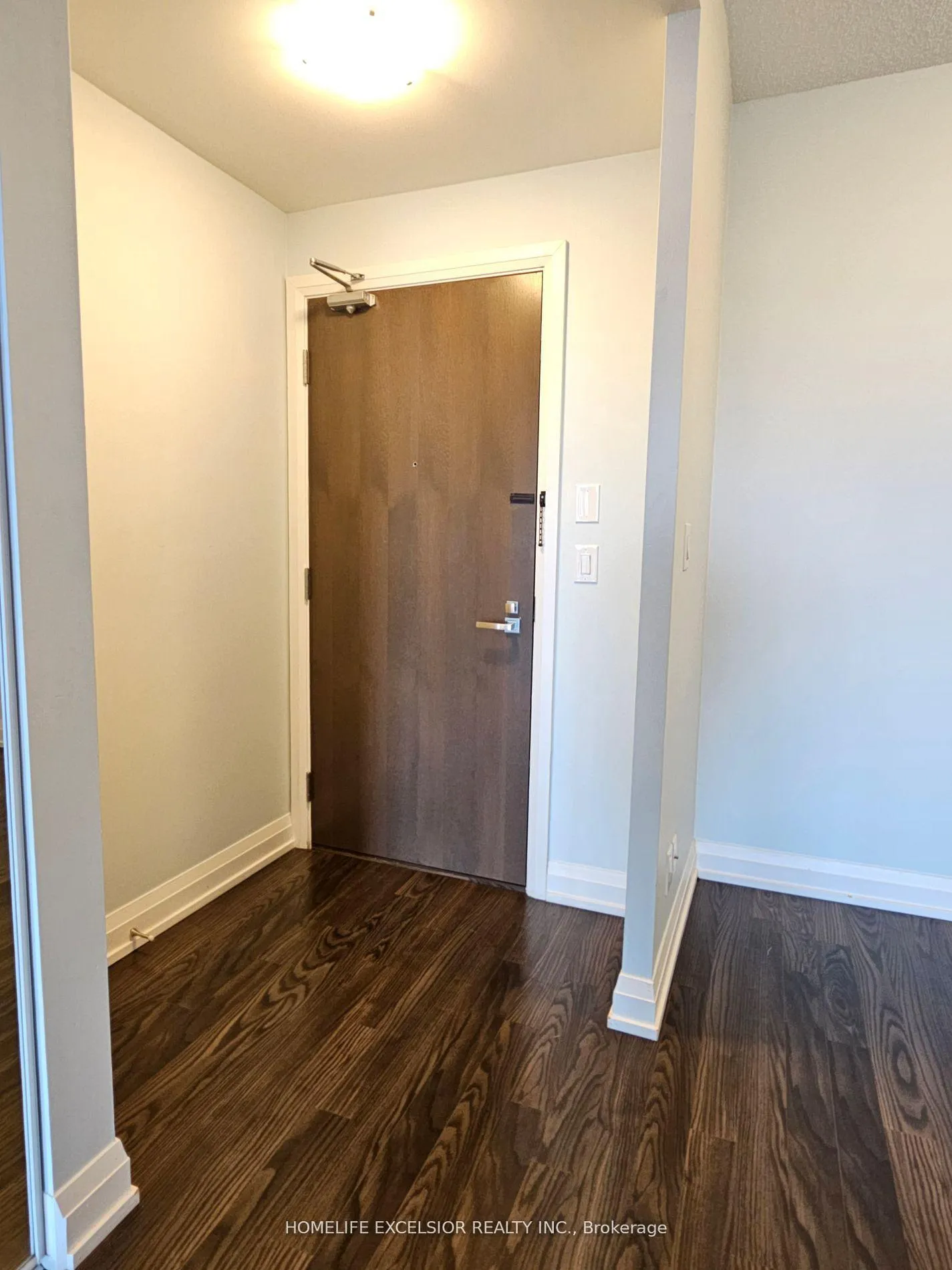 Photo 6 of Unit 2027, 7161 Yonge Street, Markham, Grandview — HOMEH