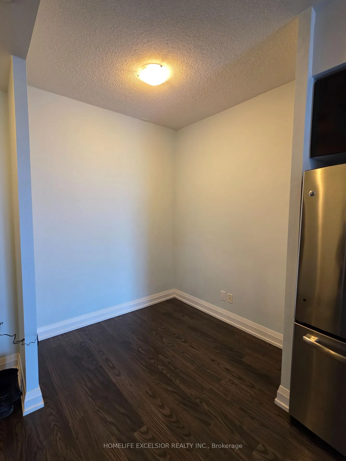 Photo 7 of Unit 2027, 7161 Yonge Street, Markham, Grandview — HOMEH